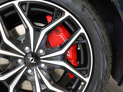 2025�� ���� 550ProѲ����