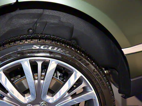 2022�� 5.0 SC V8 565PS SVA�۷��ذ�