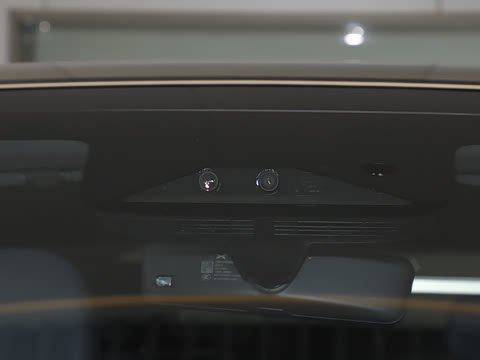 2025�� 702 �������� Max