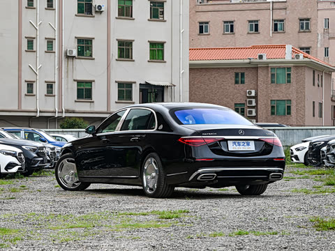 2025�� �Ŀ� S 680 4MATIC