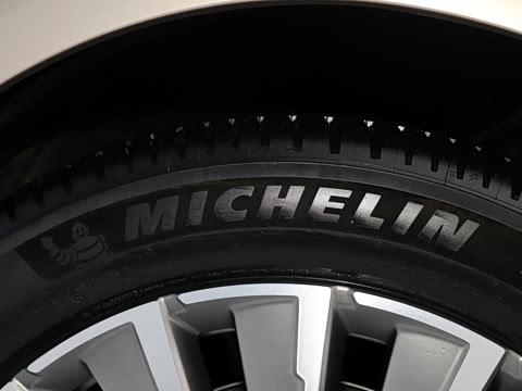 2025�� Ultra ������