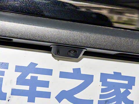 2025�� Macan 2.0T ���ΰ�