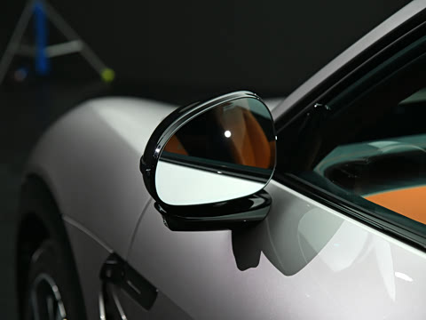 2025�� ������������������Max��