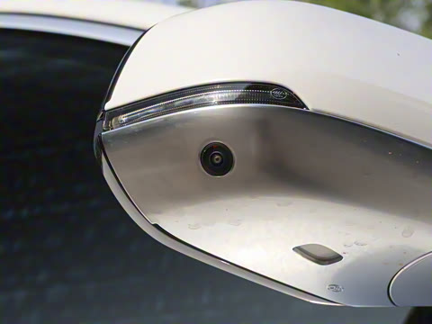 2025�� Pro ���ܻ��°�