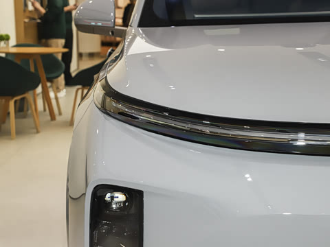 2025�� Ultra ���ܻ��°�