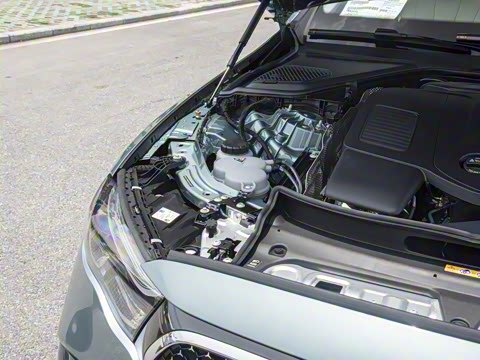 2025�� �Ŀ� E 300 ʱ�����˶���