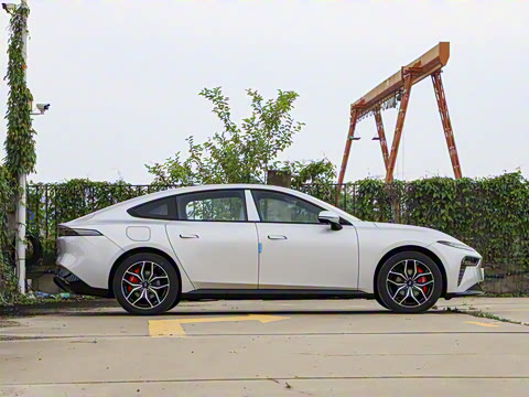 2025�� ���� 230ProѲ����