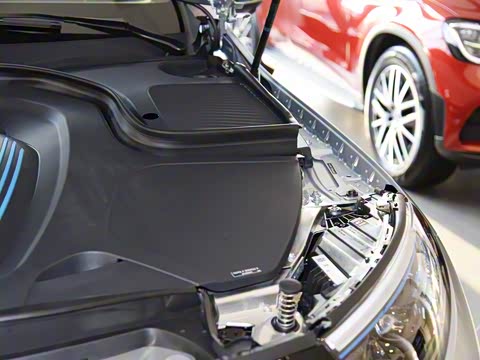 2020�� EQC 400 4MATIC ������ 1886������