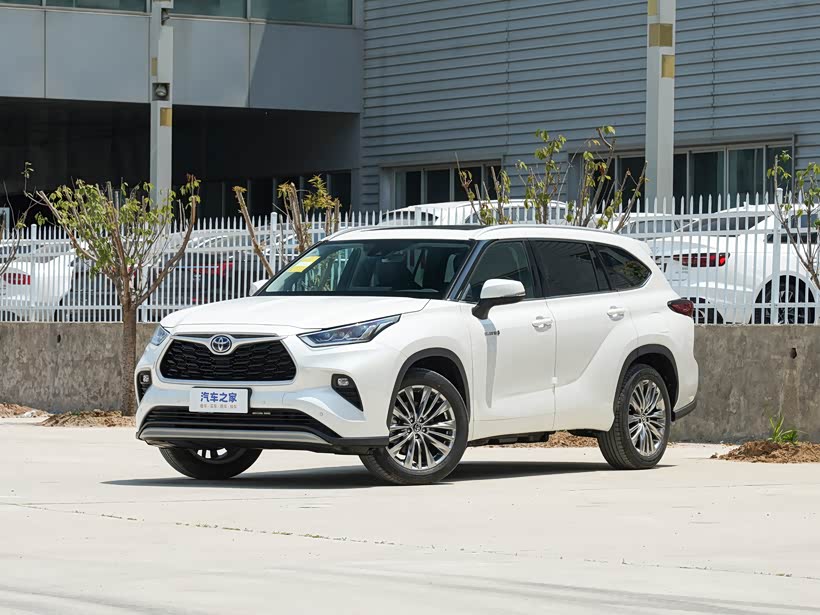 汉兰达提供试乘试驾购车优惠促销中