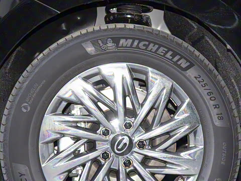 2025�� Ǭ��ϵ�� Ultra ͷ�Ȳ�