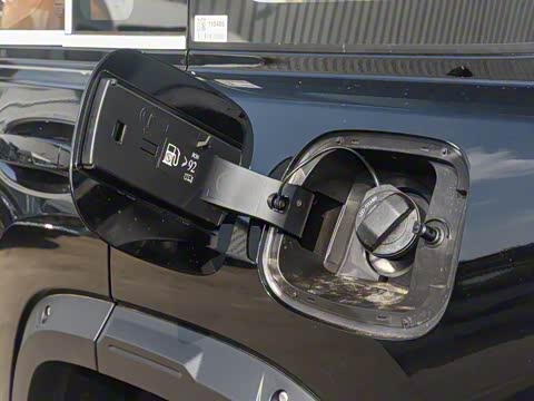 2025�� 2.0T 4WD Pro