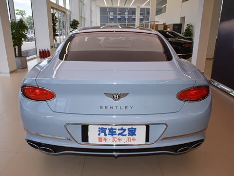 2022�� 4.0T GT V8 Mulliner