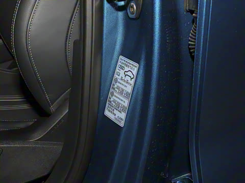 2023�� �Ŀ� Sportback 35 TFSI ʱ���˶���