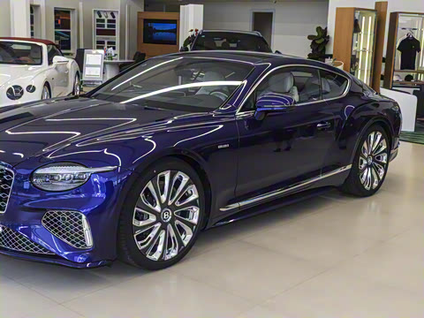 2025�� GT Mulliner��