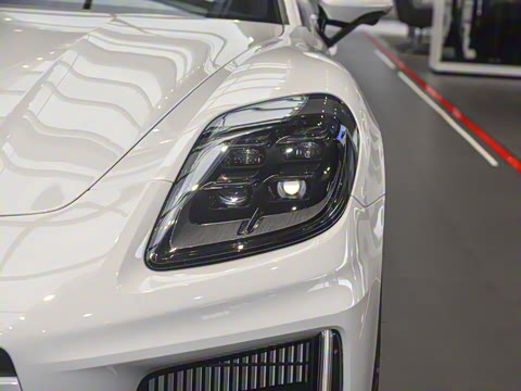 2024�� Panamera 4 �����ӳ��� 2.9T