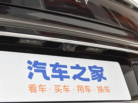 2026�� 4.0T V8 Mulliner