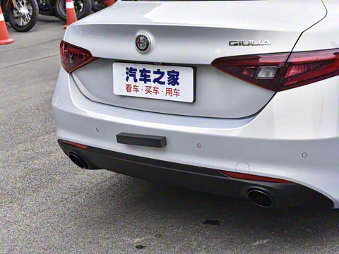 2022�� 2.0T 280HP Ti �ݿذ�