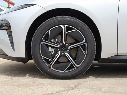 2025�� ���� 550AirѲ����