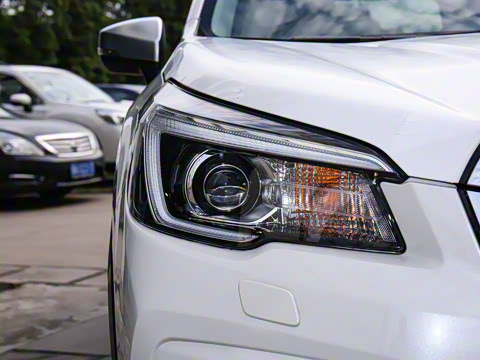 2021�� 2.0i �����˶���EyeSight