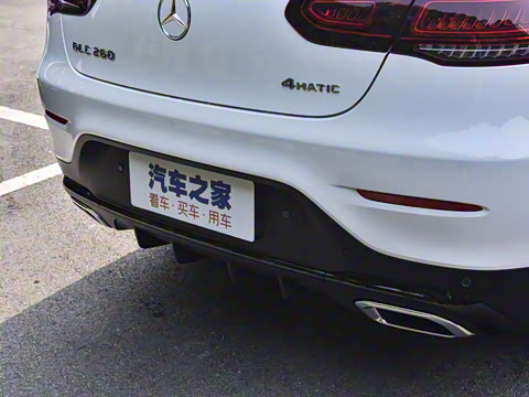 2022�� GLC 260 4MATIC ����SUV