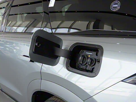 2025�� 210 ������