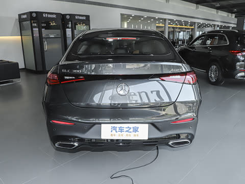 2025�� �Ŀ� GLC 300 4MATIC ����SUV