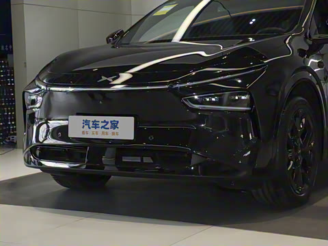 2025�� 702 �������� Max