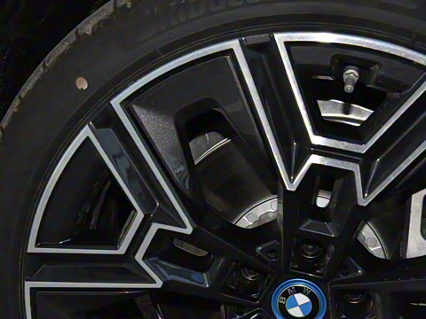 2025 xDrive 50L M˶װ