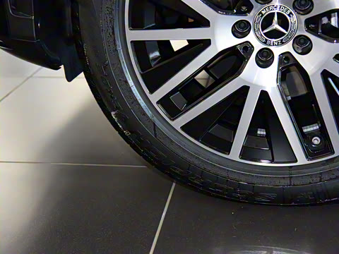 2022�� �Ŀ� GLC 300 4MATIC ����SUV