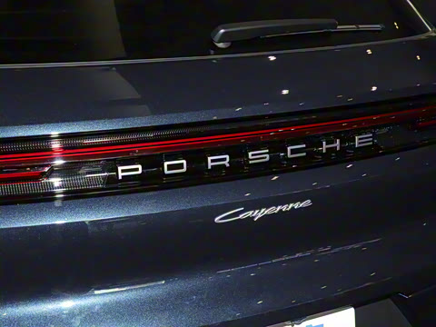 2025�� Cayenne 3.0T ���ΰ�