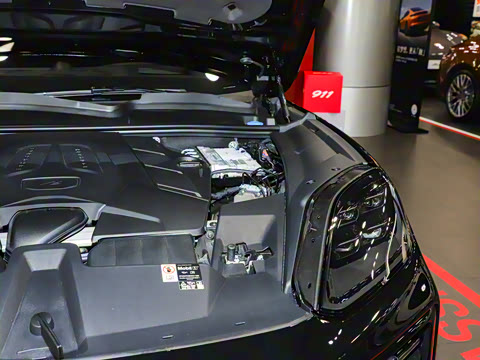 2025�� Cayenne 3.0T ���۰�