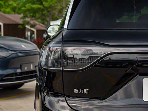 2025�� ���� Ultra�� 52kWh 5����