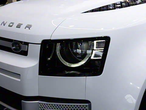 2024�� 90 3.0T P400 HSE