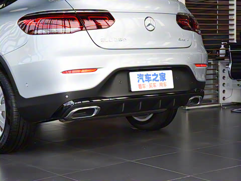 2022�� GLC 260 4MATIC ����SUV