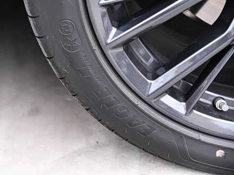 2020�� 325Li M�˶���ҹ��װ