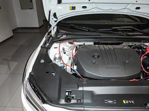 2025�� Cross Country B5 AWD ��Զ��