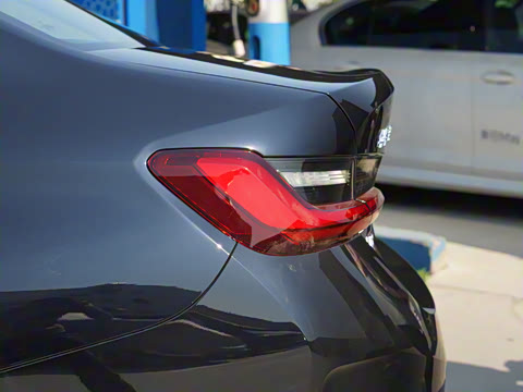 2022�� eDrive 35 L