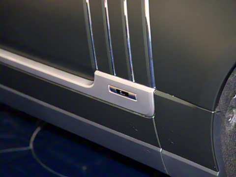 2022�� 5.0 SC V8 565PS SVA�۷��ذ�