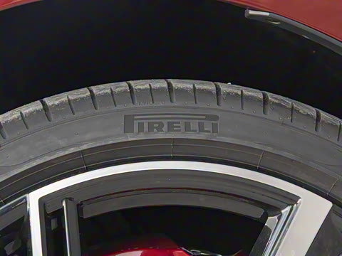 2025�� 55 TFSI quattro ������