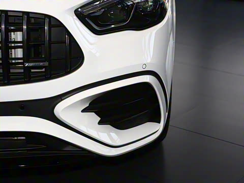 2025�� AMG GLA 35 4MATIC