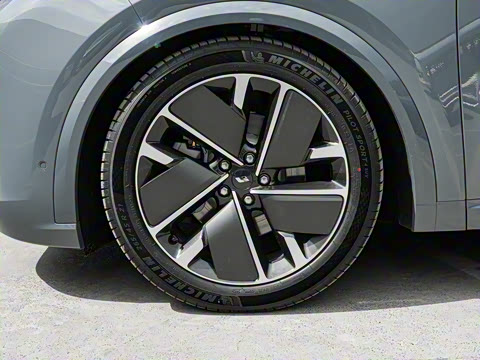 2025�� Max ���ܻ��°�