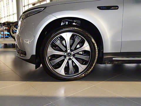 2020�� EQC 400 4MATIC ������ 1886������