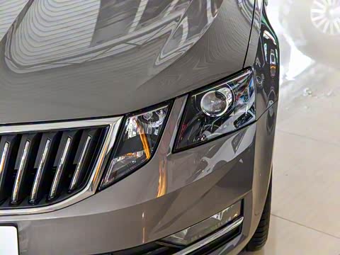 2019�� 1.5L �Զ����к����� ��V