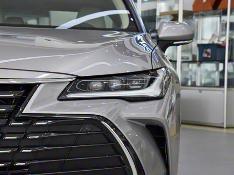 2023�� 2.0L XLE������