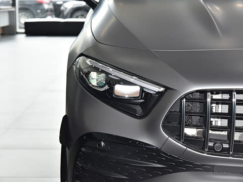 2025�� �Ŀ� AMG A 35 L 4MATIC