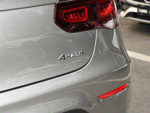 2023�� GLC 260 4MATIC ����SUV