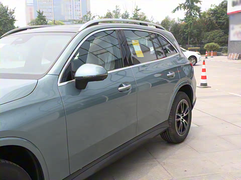 2025�� �Ŀ� GLC 260 L 4MATIC ������