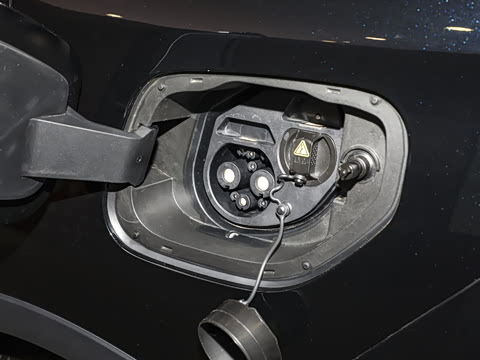 2025�� 210km ������