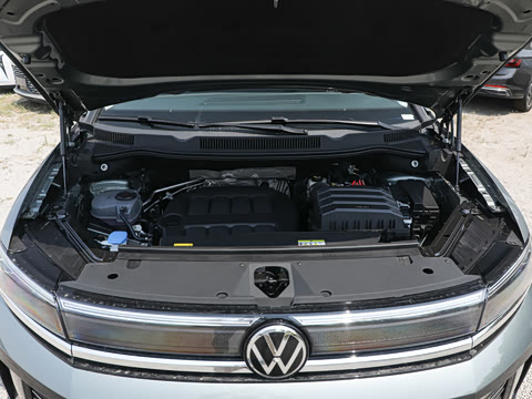 2026�� 450TSI �������� 6��