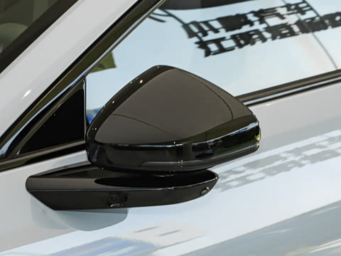 2025�� 502 ������ Max